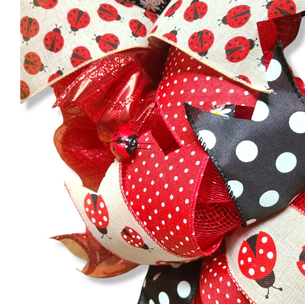 🐞 CUTE HANDMADE LADYBUG DECO MESH WREATH SPRING SUMMER - Picture 3 of 5